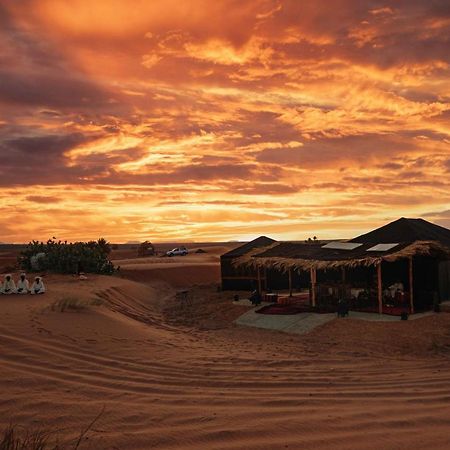 Paradis Du Sahara Merzouga Bagian luar foto