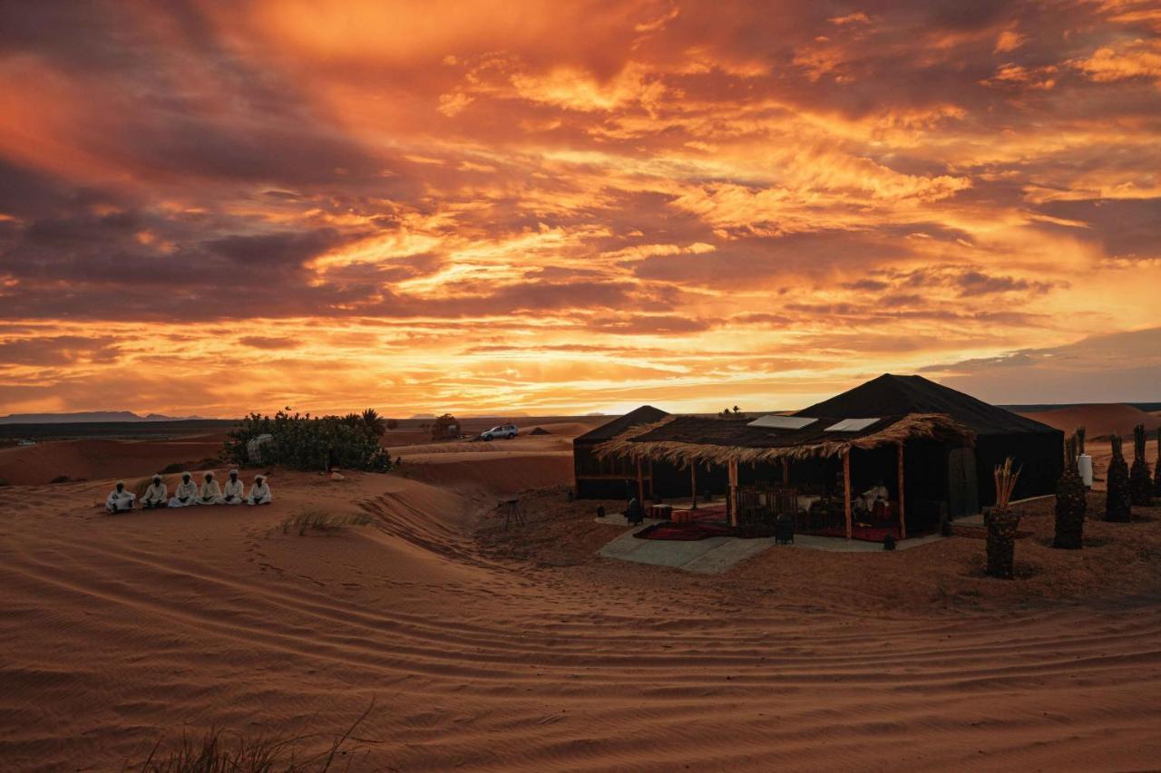 Paradis Du Sahara Merzouga Bagian luar foto